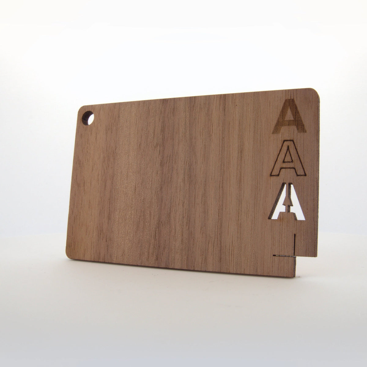 Gefineerd notenhout enkelzijdig A/R - Laser Cut Supply